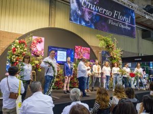 Pasarela nupcial Gremi Floristeries CV Universo Floral Iberflora 2024